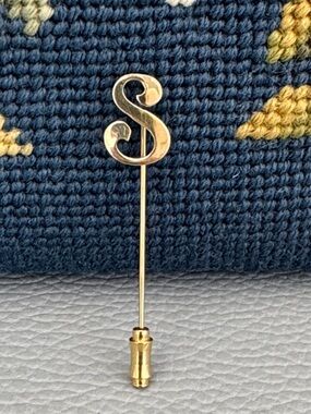 GOLD LETTER 'S' STICK PIN VINTAGE 2.25”